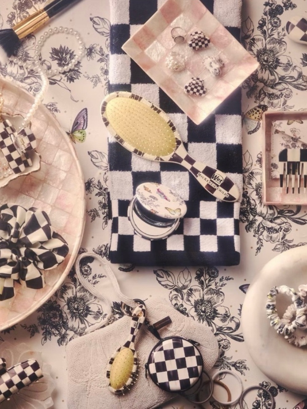 MacKenzie-Childs x Goody Hair Accessories and Mini Detangler Brush Bundle - Picture 8 of 11